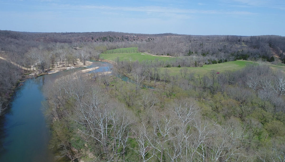 10.71 Acres ON the Niangua River Tract 11 Riverside IDRN11